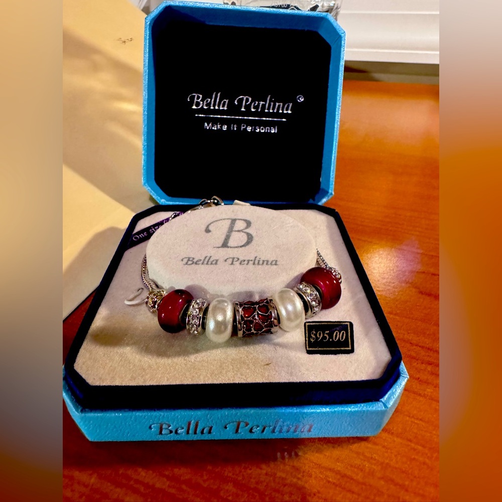 Bella Perlina Red and Silver Bracelet